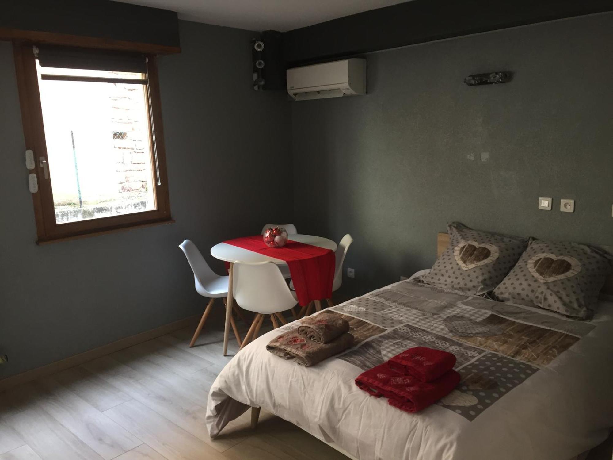 Grande Chambre Climatisee 1 A 4 Couchages Wasselonne Exteriér fotografie